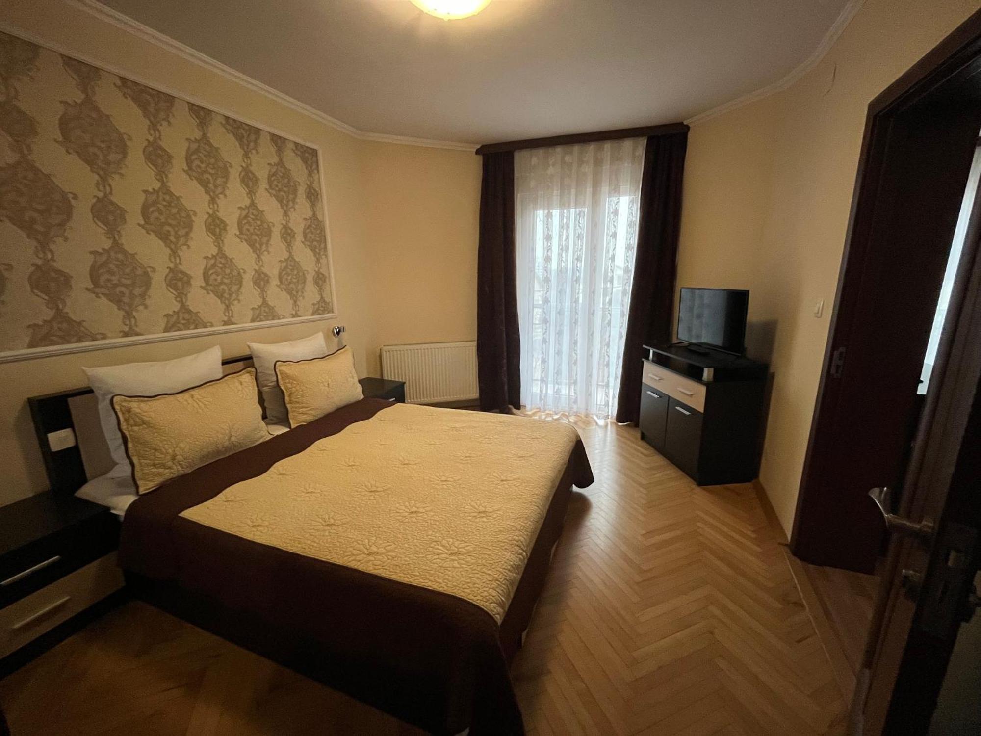 Pensiunea Perla Băile Felix Extérieur photo